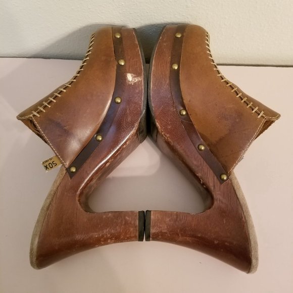 Xhilaration 7 Leather Chunky Mules 90s Y2K Platform Heels Flower Brads Granola - Picture 6 of 9